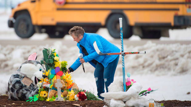 humboldt-bus-memorial.jpg